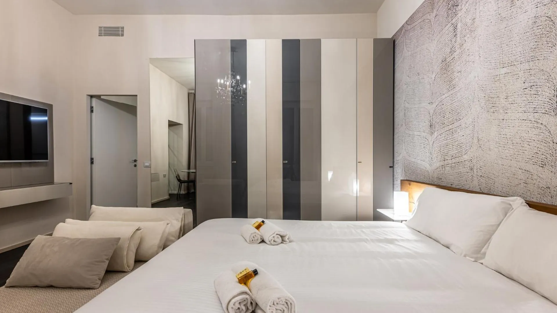 Brera - Grand Apartment With Hammam Milano Italia