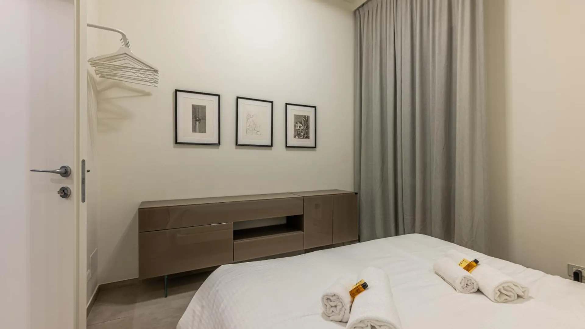 Brera - Grand Apartment With Hammam Milano