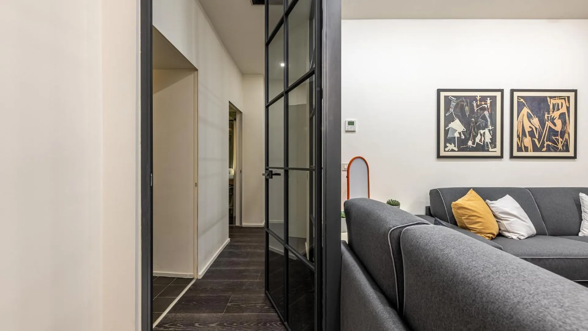 Brera - Grand Apartment With Hammam Milano