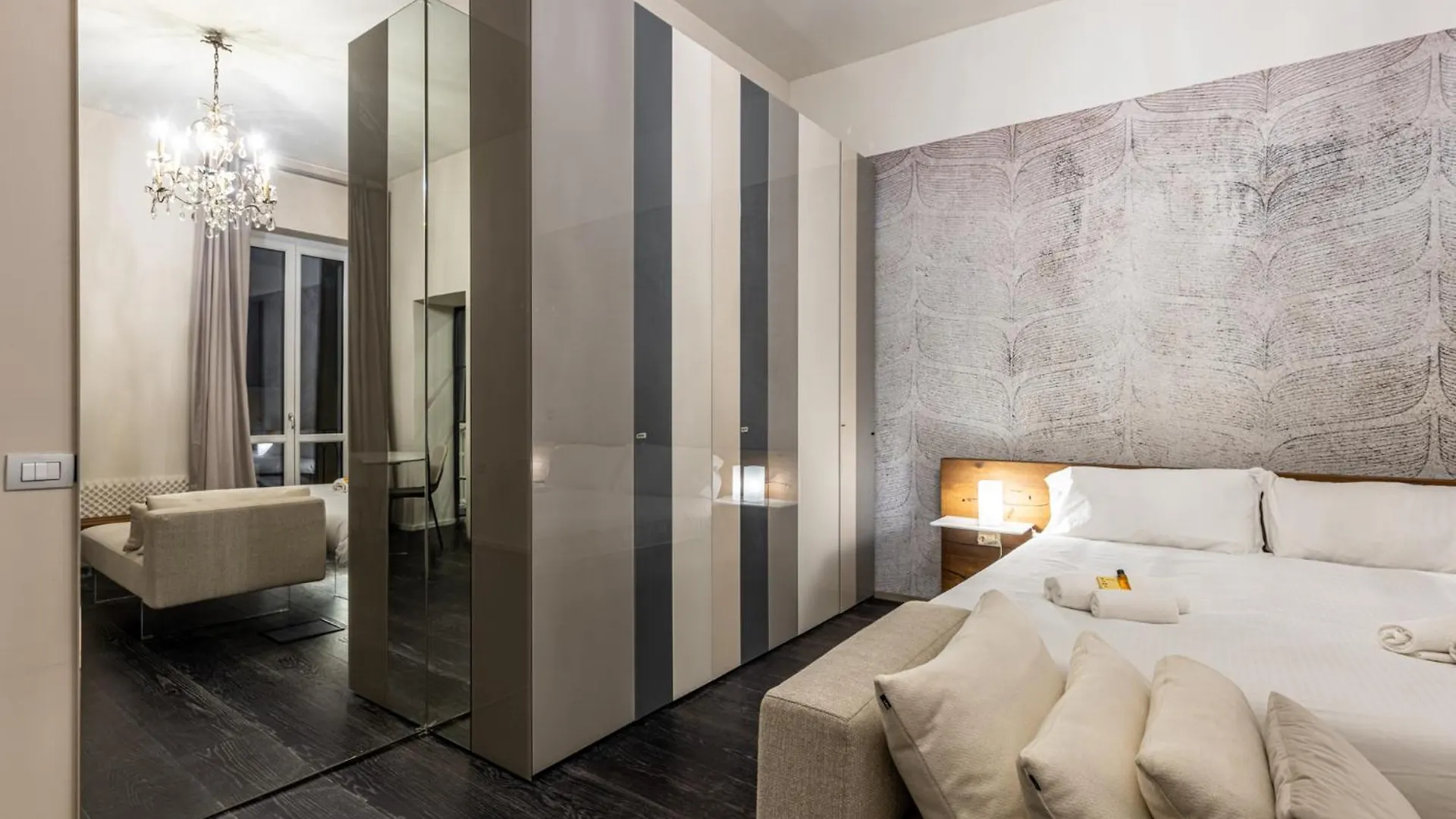 Brera - Grand Apartment With Hammam Milano