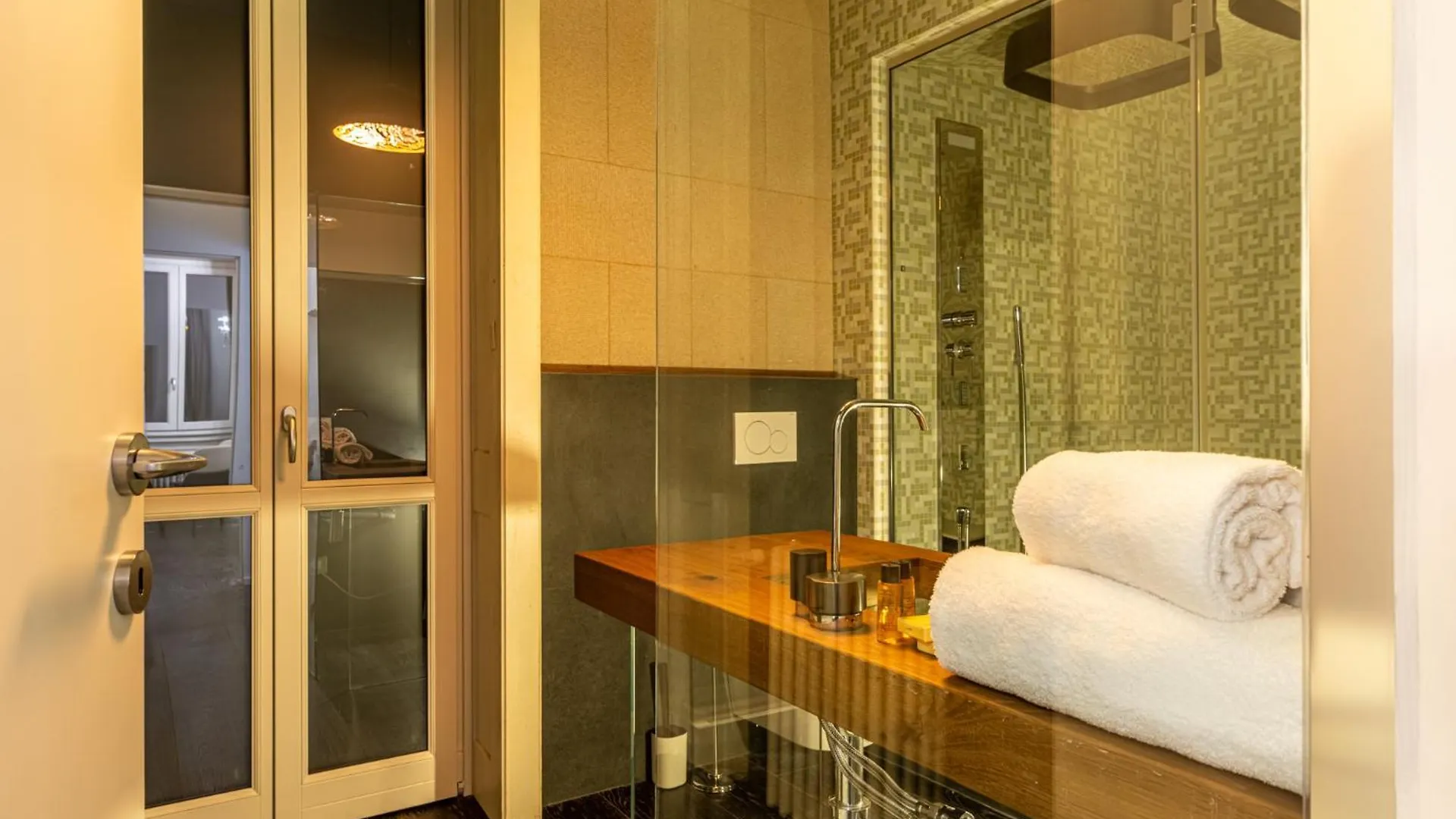 Brera - Grand Apartment With Hammam Milano