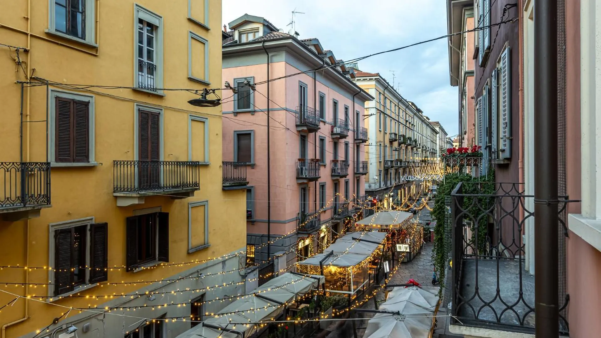 Brera - Grand Apartment With Hammam Milano
