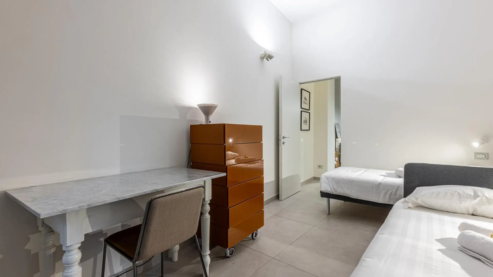 Brera - Grand Apartment With Hammam Milano