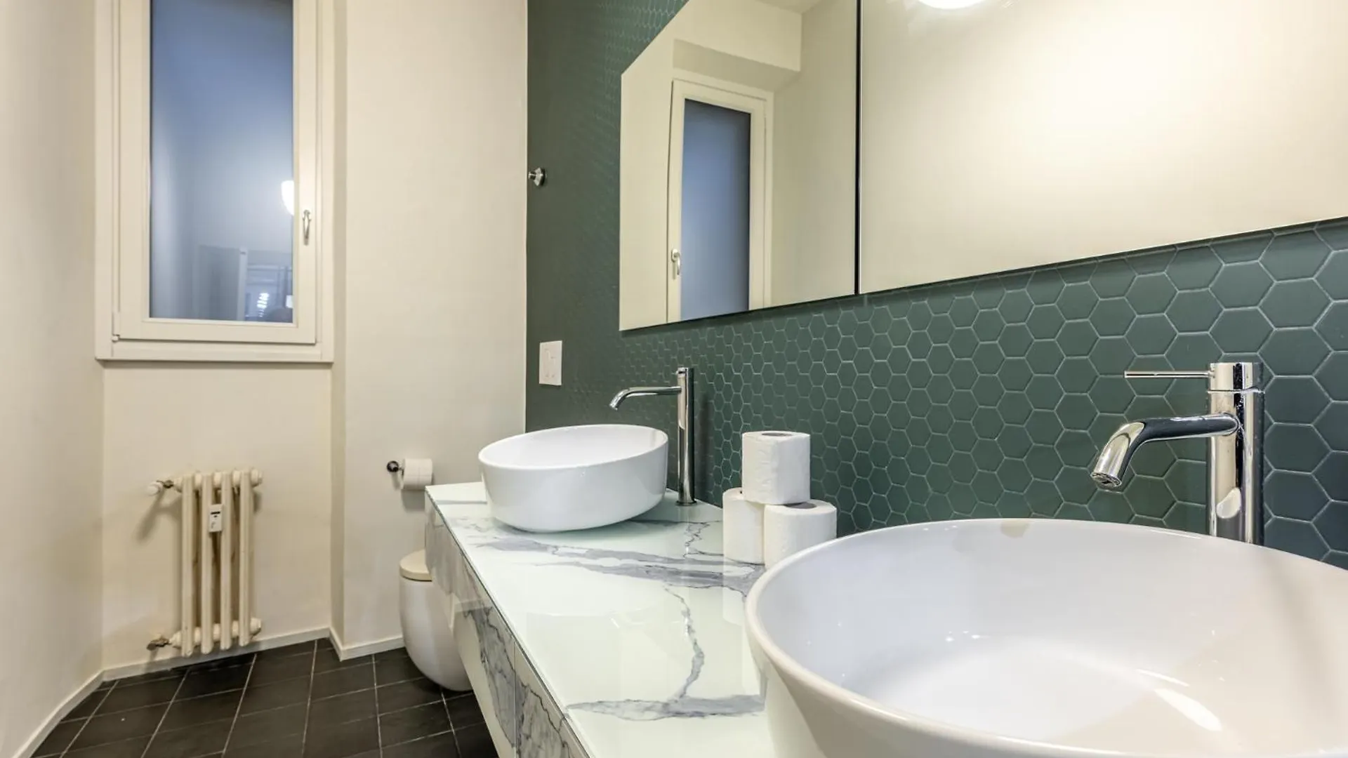 Brera - Grand Apartment With Hammam Milano