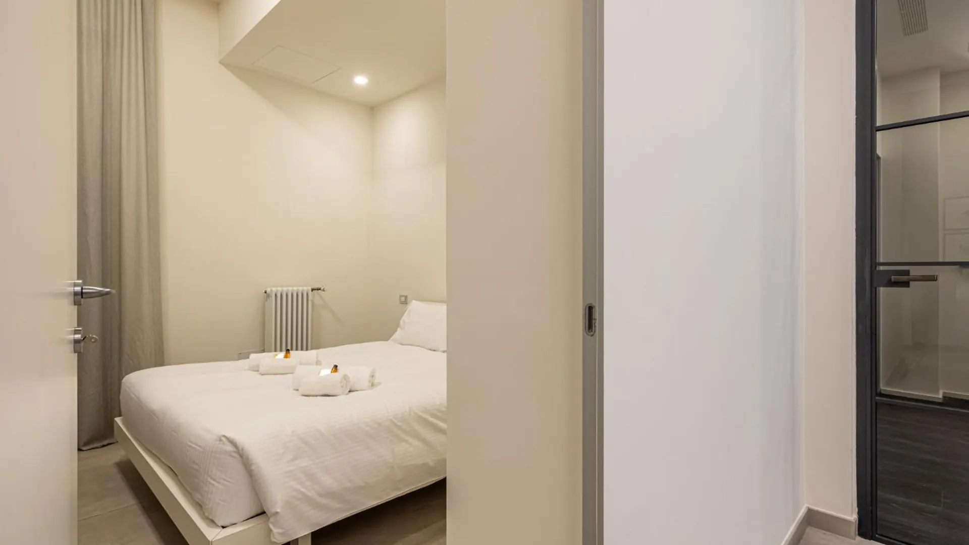 Brera Bedroom Apartment